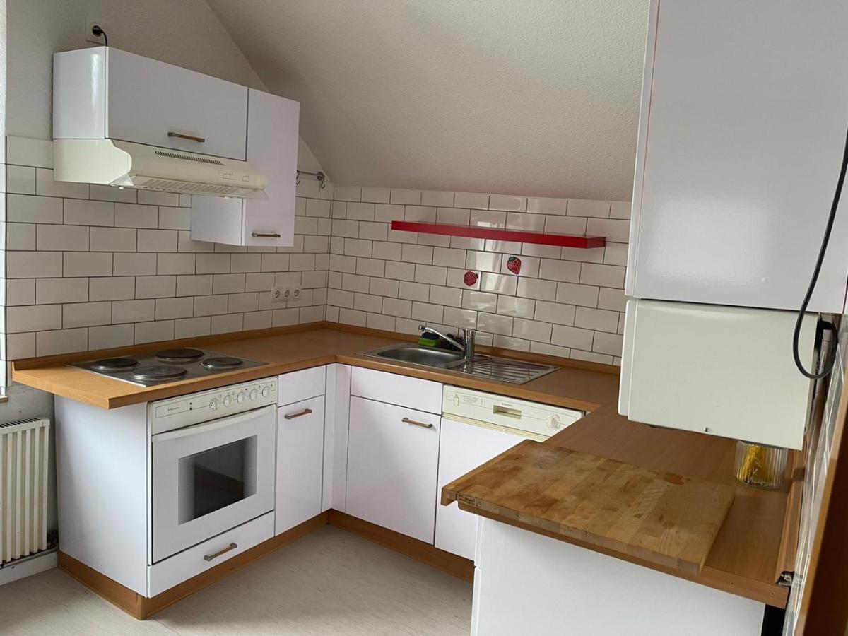 אסן Apartment Bis Zu 8 Einzelbetten Stellplatz Wifi מראה חיצוני תמונה